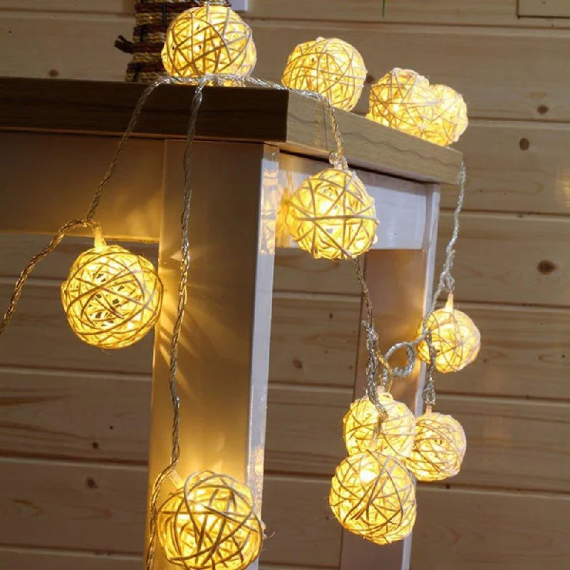 Christmas Family Gathering Battery Operated LED Rattan Ball Garland | 20 LED Lights with Remote & Timer for Holiday Decor