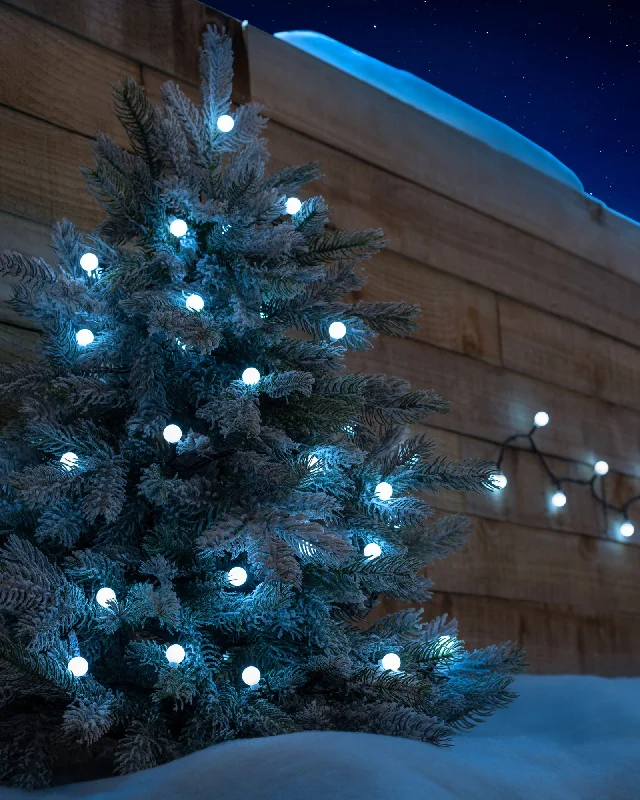 Christmas Fireplace Ambience Berry Multi-Function 100 LED Connectable Light String, Bright White