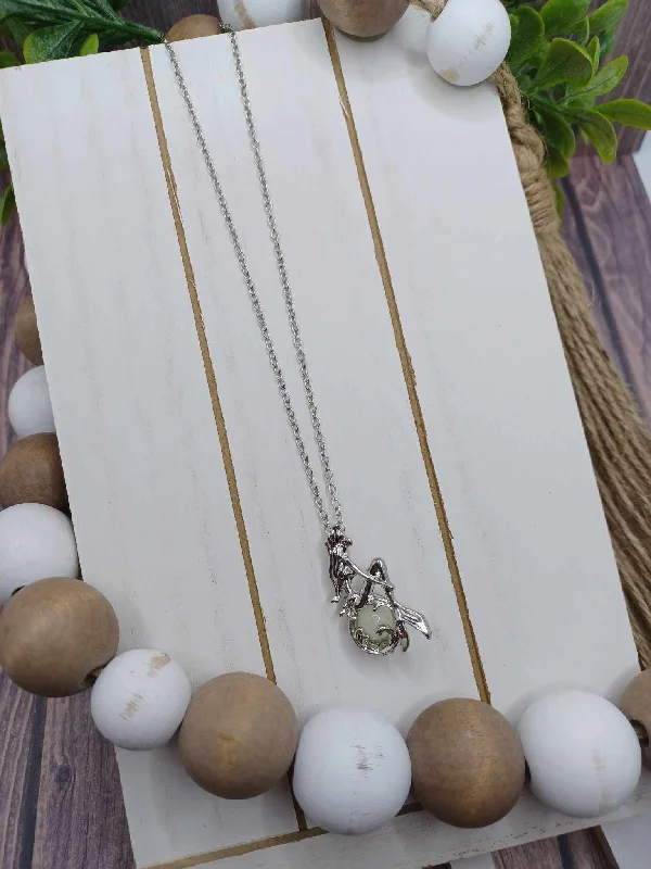 Christmas Twinkling Lights Mermaid Necklace - Glows in the Dark