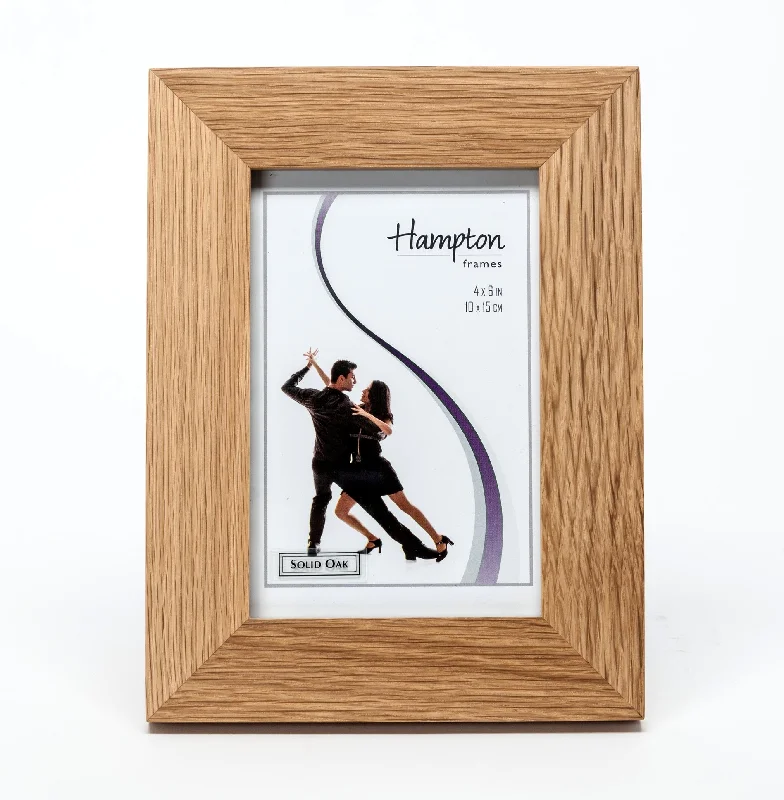 Christmas Glittering Stars New England Solid Oak Wood 6" x 4" Portrait Photo Frame by Hampton