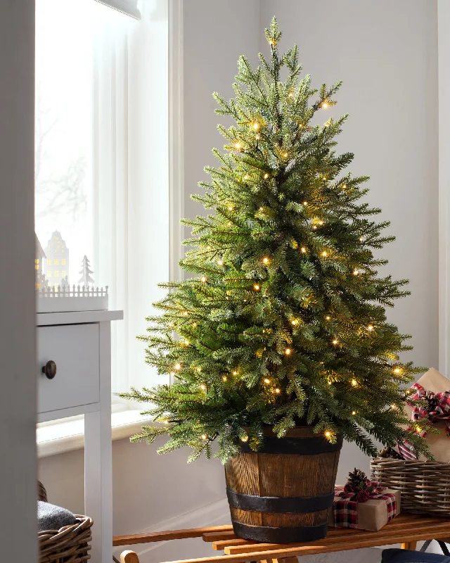 Christmas Special Dinner Pre-Lit Potted Pine Christmas Tree, 4 ft