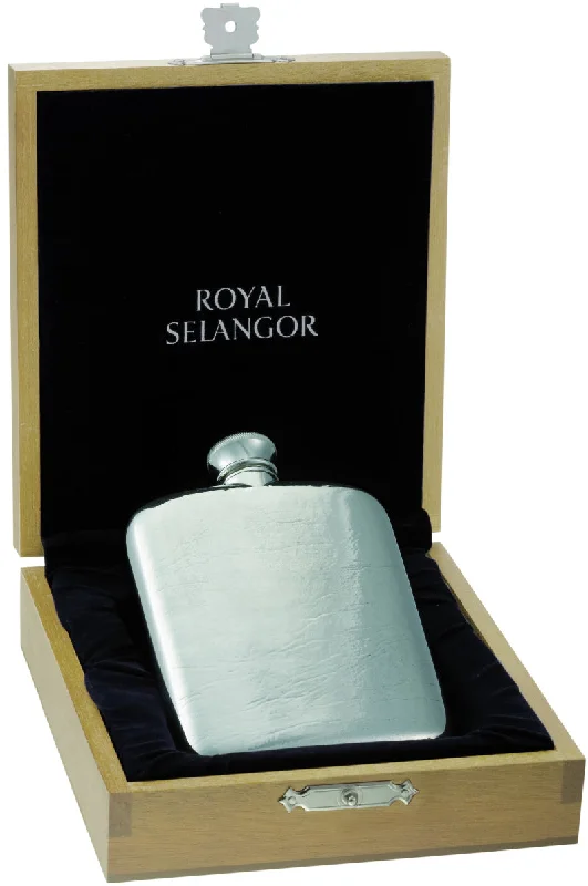 Engraved Hip Flask 4.5oz  & Wooden Case (Royal Selangor)