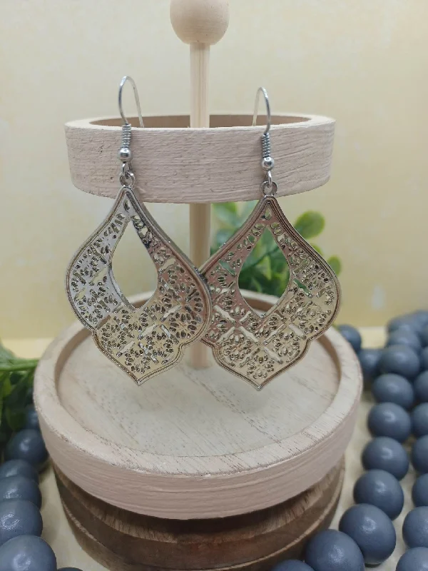 Christmas Cozy Evenings Silver Cutout Patterned Earrings