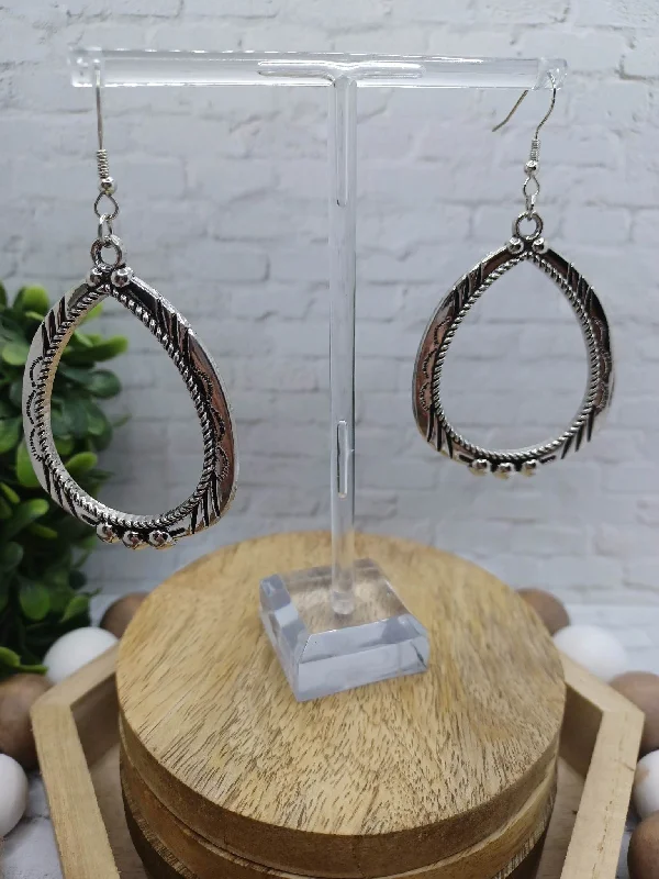 Christmas Home Decorations Silver Textured Wester Style Wide Teardrop Style Earrings