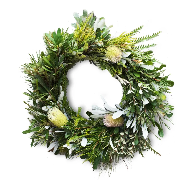 Banksia Wreath 12"