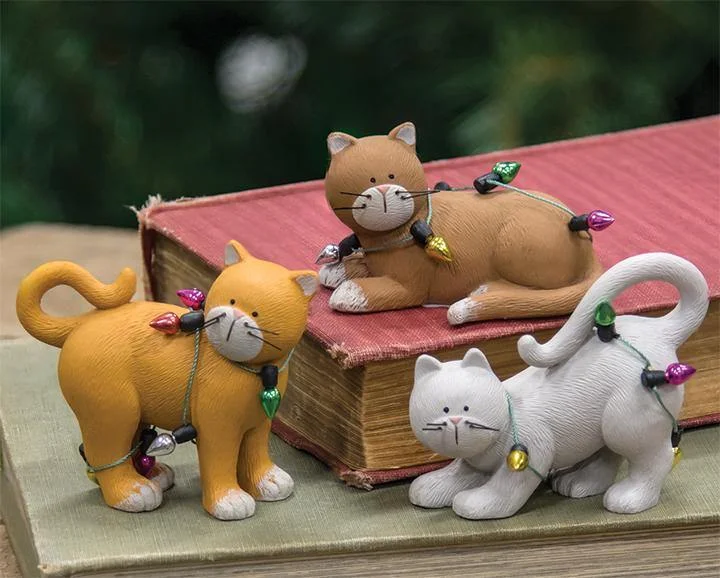 Christmas Nostalgic Moments 3/Set, Resin Cats Wrapped in Christmas Lights