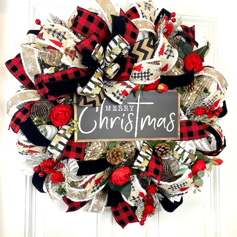 Christmas Evergreen Decorations Buffalo Check Christmas Wreath with Floral Accents Christmas Evergreen Decorations Buffalo Check Christmas Wreath with Floral Accents