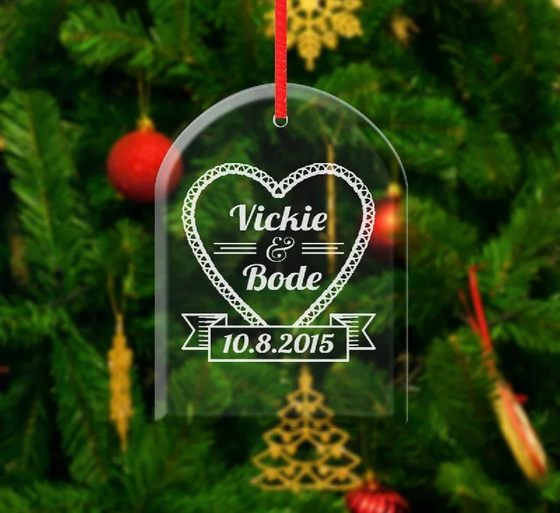 Christmas Carol Singing Couple Heart Glass Christmas Ornament Personalized Him Her Couples Gift Love Engraved Names Date Wedding Married Engagement Anniversary