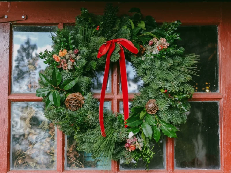 Hearth & Haven Wreath - 22 Inch