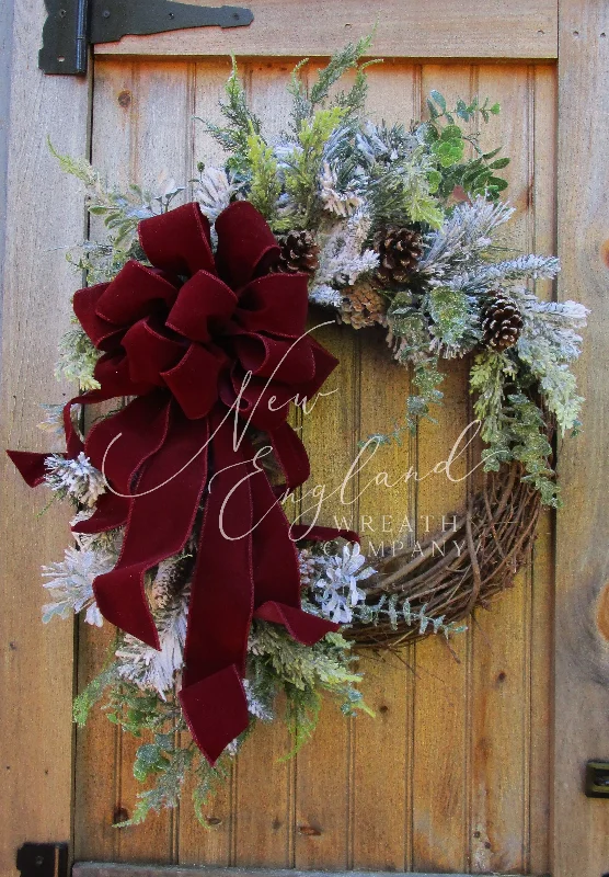 Kennebunckport Grand Holiday Wreath