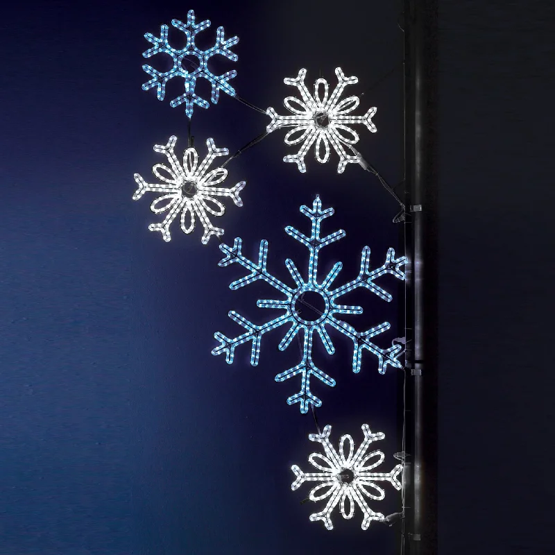 Pole Decoration - Snowflake Cluster *SOLD OUT FOR 2024 SEASON-Pre Order for next year*